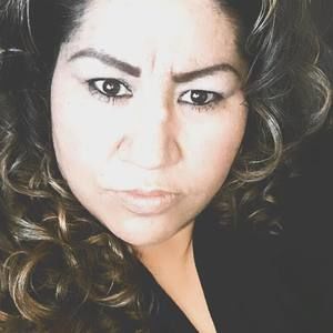 Meet your Posher, Isabel